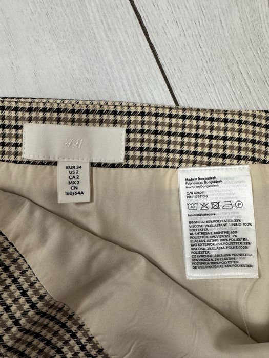 Юбка в клетку.