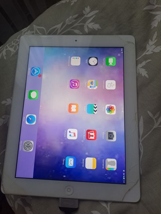 Продам Айпад модель MD371LL/A