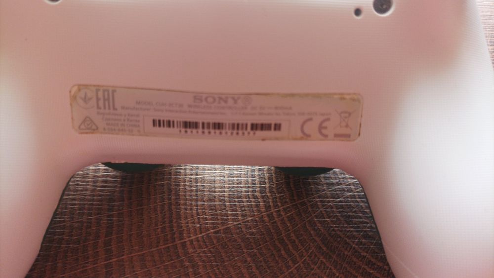 Playstation 4 pro 9.00 с 5tb външен хард диск с над 140 ААА игри
