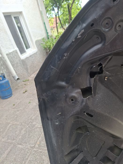 Капак за Audi Q5