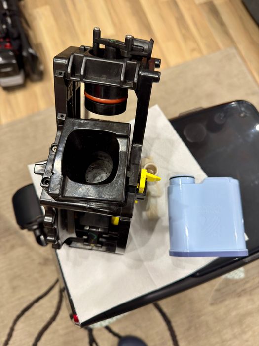 Espresor automat Philips sera 2200 LatteGo EP 2230/10