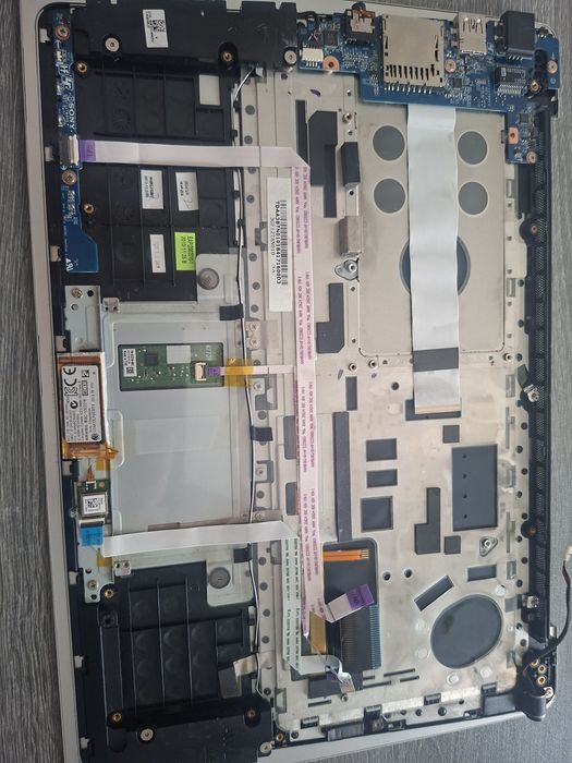 Carcasă superioară Sony Vaio Flip 14 din seria SVF14N