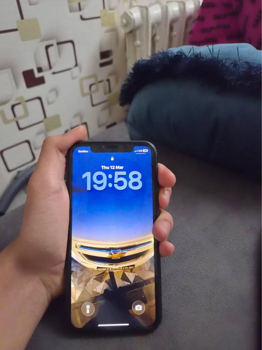 Iphone 11 sotiladi srochna