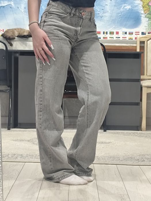 продам джинсы за 8 000 ТГ