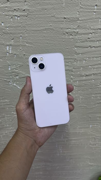 iPhone 13 хорошее состояние 128 гб