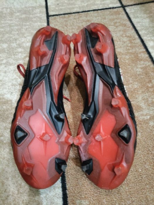 Футболни обувки Adidas Predator