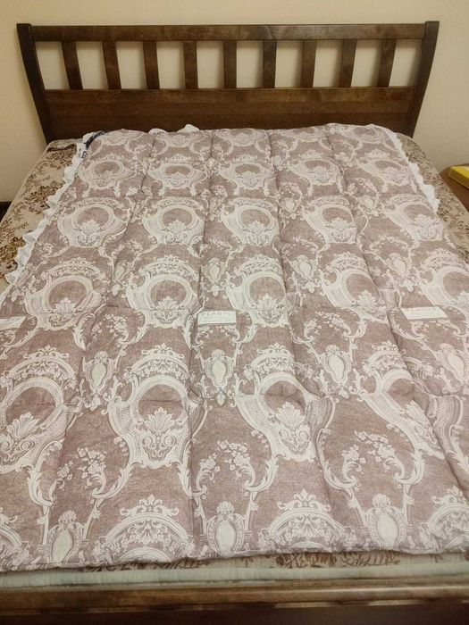 Одеяла с наполнением шелкопряд