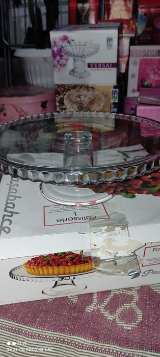 Тортницы         .