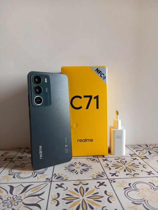 Смартфон Realme C71