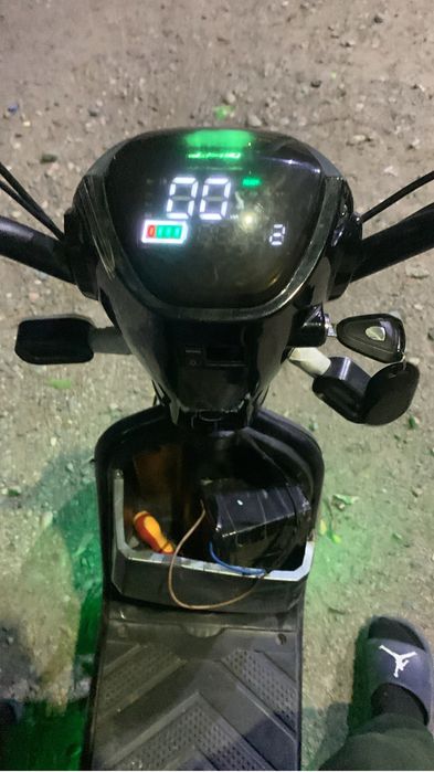 продам элекро скутер ск 8 про макс