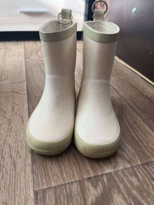 Маратонки и ботуши Adidas Nike Crocs Michael Kors Zara