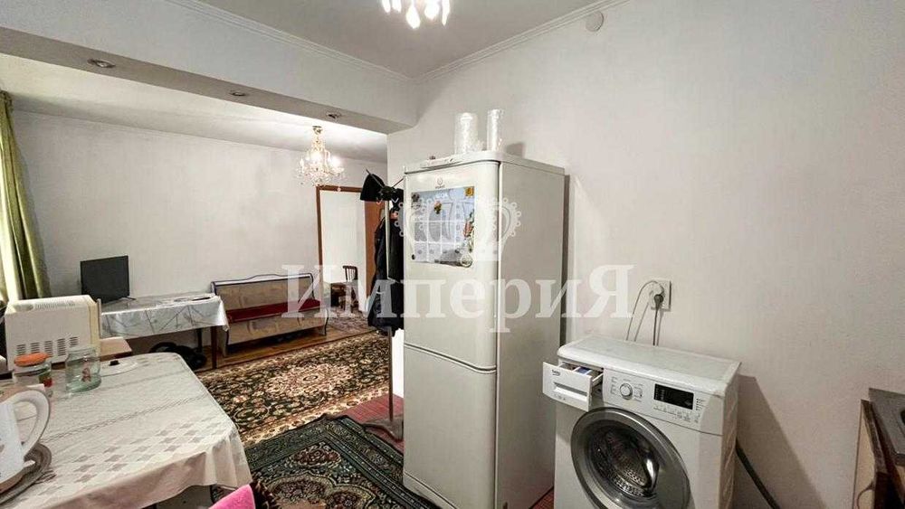 продается 2 х ком мс в центре города Бағашар империя