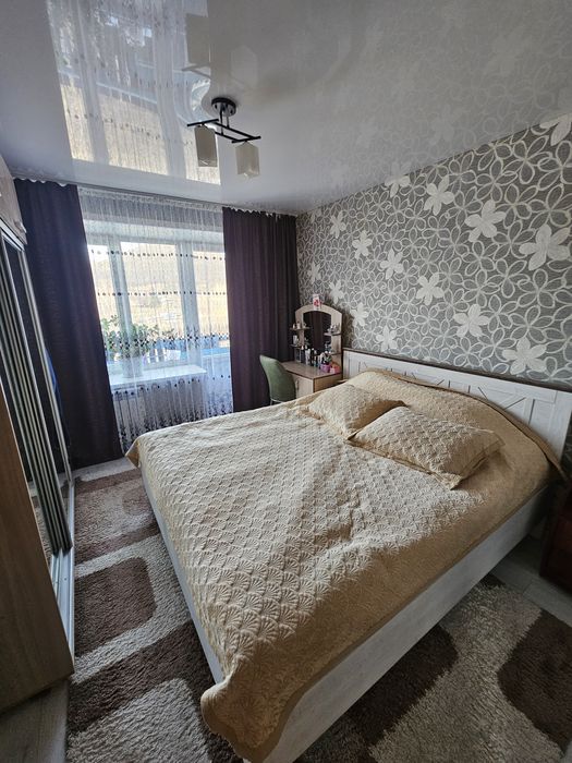 Продам квартиру на 4 районе