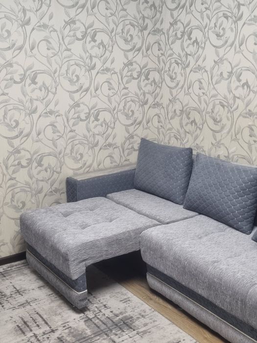 Продам диван б/у в хорошем состоянии