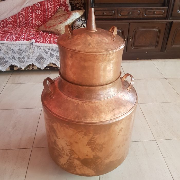 Cazan de țuică din cupru avem in stoc si facem și la comanda cliențilo