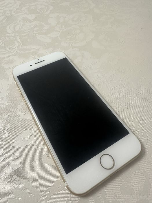 iphone 7/ 32 память / 77 аккумулятор