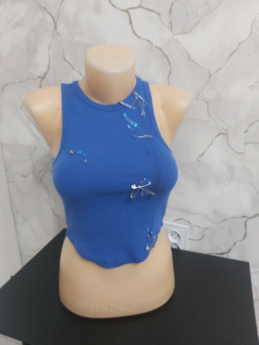 Топы футболи женские