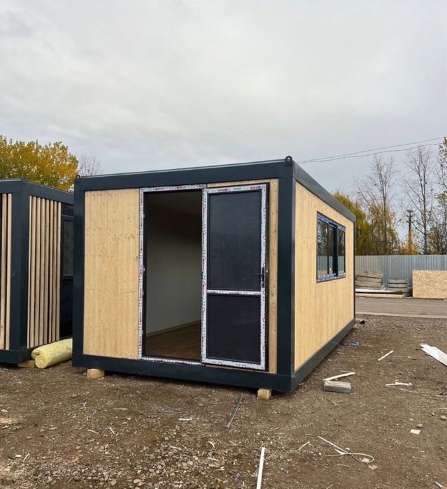 Container modular