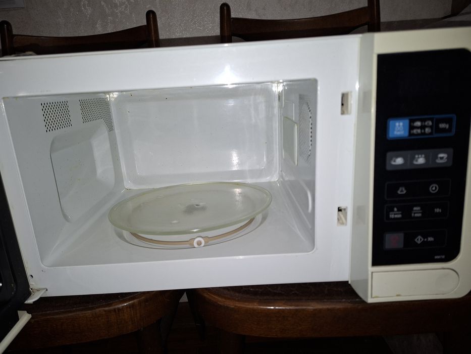 Микроволновка  Samsung TDS