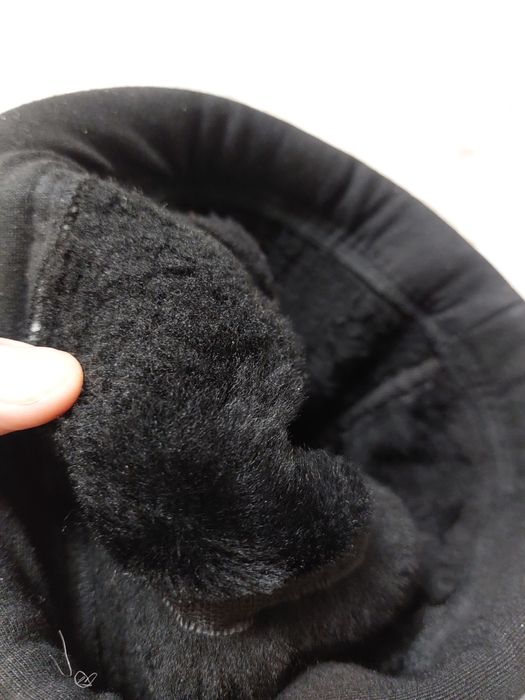 Продаётся шапка.