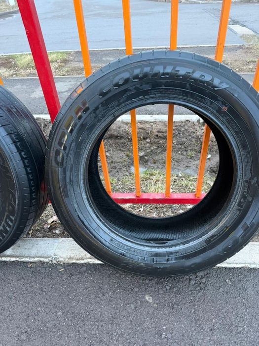 Летние шины 235/65/18