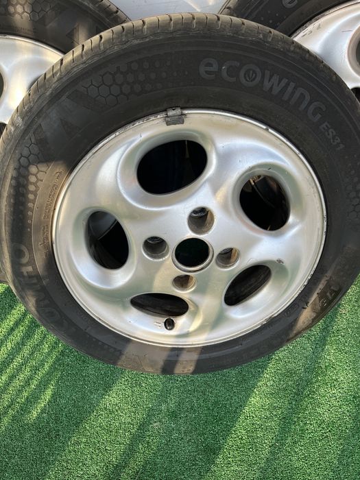 Джанти с гуми пежо 175/65 R14