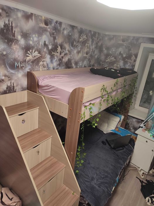 Продам двухъярусную диван-кровать