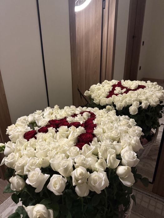 2 букета 101 ГОЛЛАНДСКОЙ розы с буквами