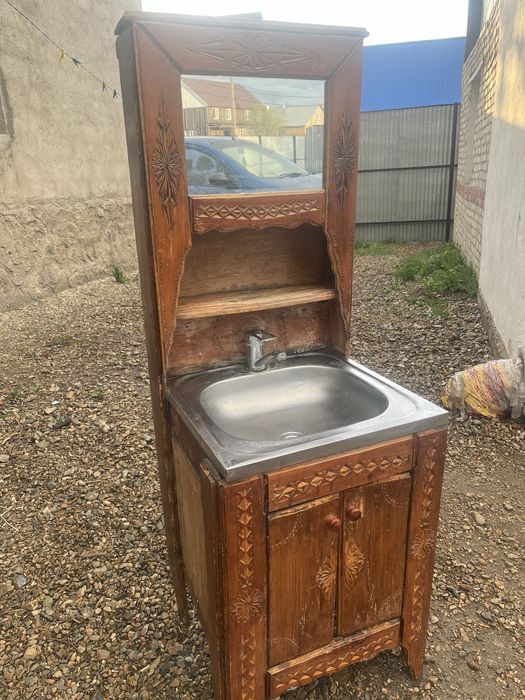 Умывальник срочно продам