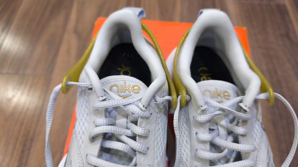 Маратонки Nike Zoom 35,5 размер