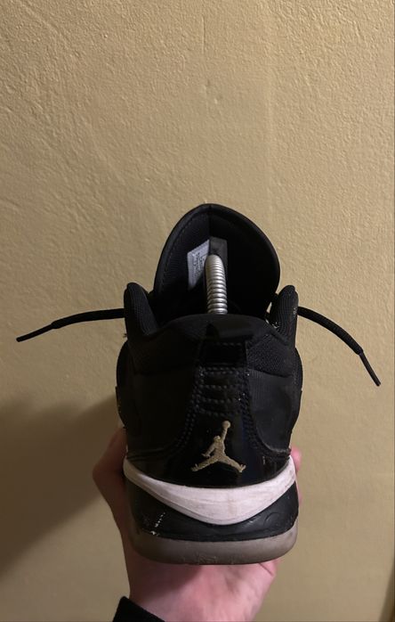 Adidași Jordan negri