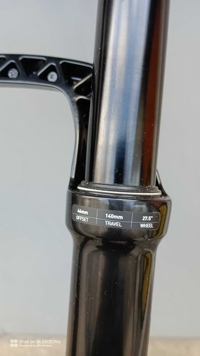 Rock Shock revelation RC R 27,5  140 mm