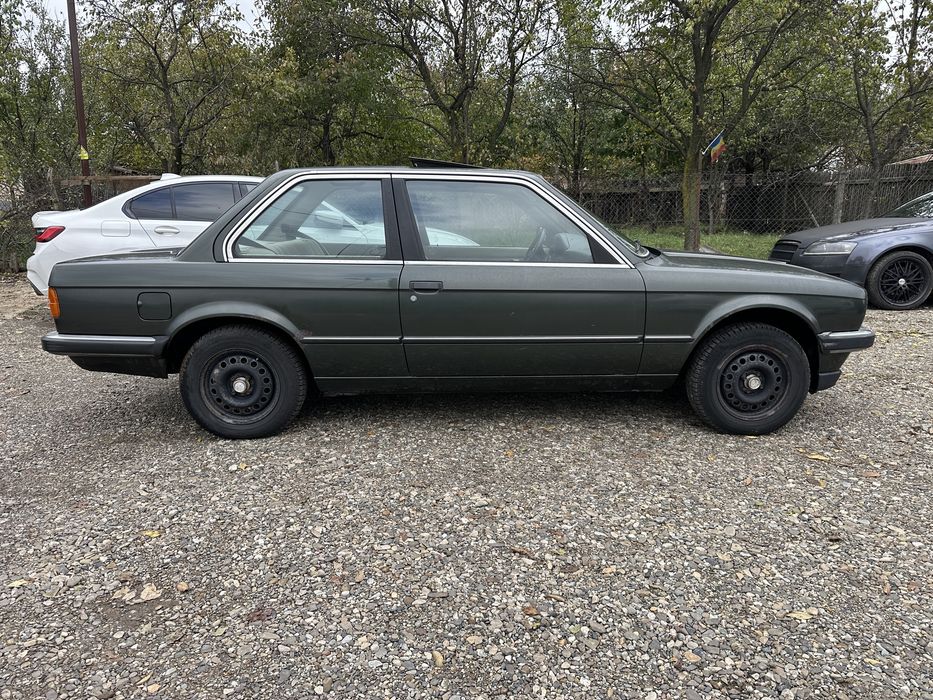 De Vanzare BMW E30 Coupe  318 i NFL  Original in stare perfecta