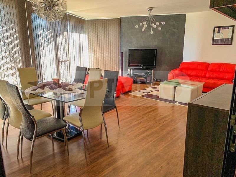 Дава се под наем Тристаен апартамент в Варна, м-т Св. Никола - 130 кв.м за 665 € - Снимка #4