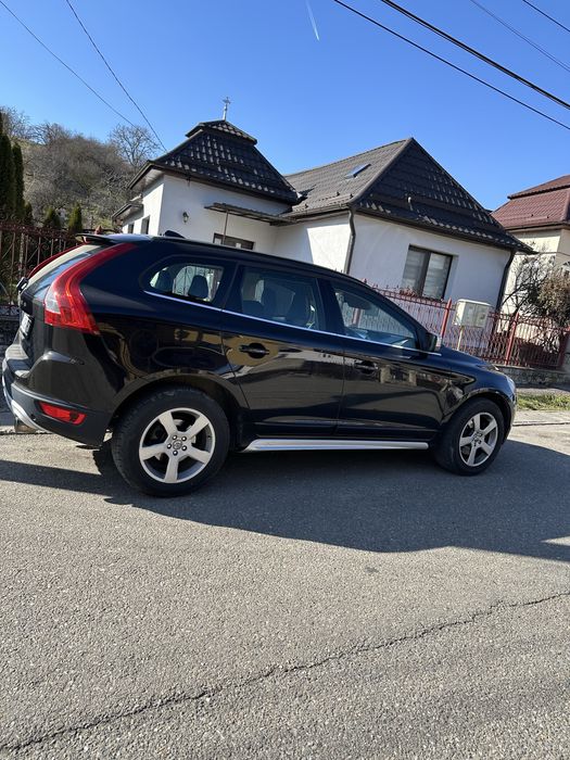 Volvo XC60 D5, automat