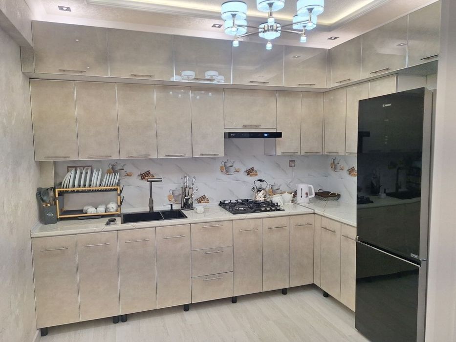 Choshtepa metroni oldida kvartira.