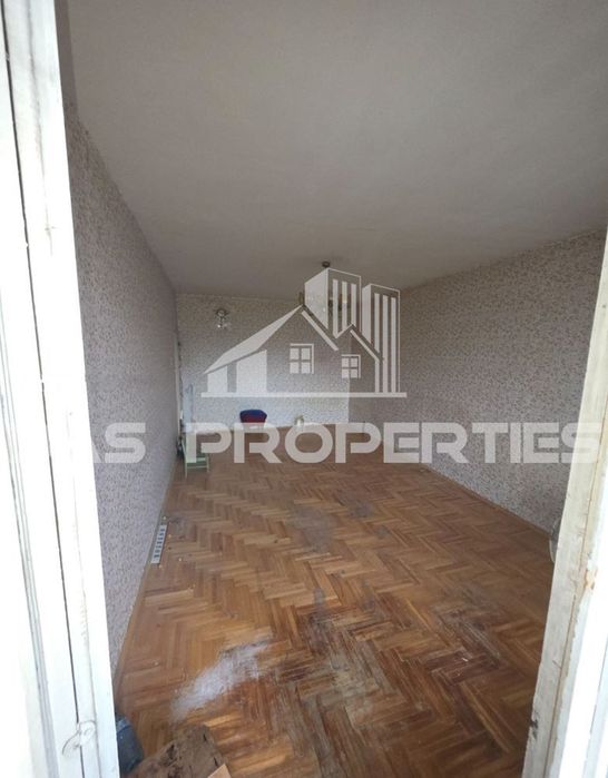 Продава се Двустаен апартамент в София, Надежда 3 - 66 кв.м за 2061 €/кв.м - Снимка #1