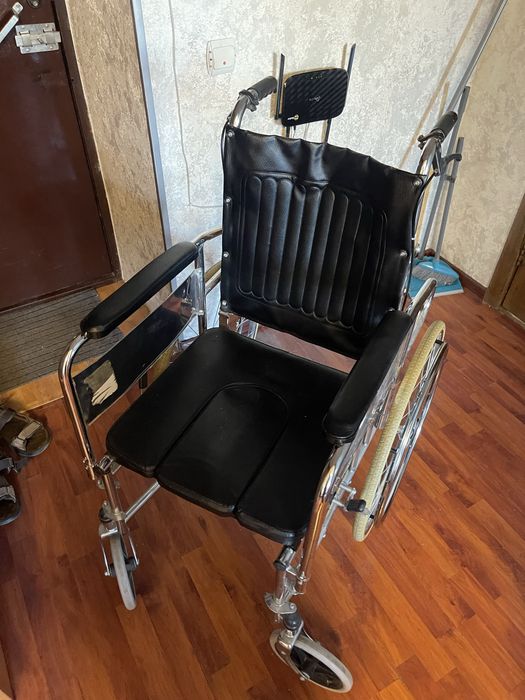 продам инвалидную коляску