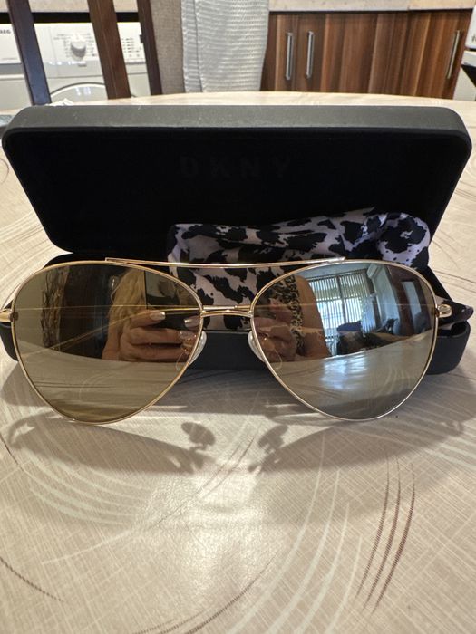 Слънчеви очила  DKNY,Moschino,Gino Rossi,HUGO,Christian DIOR
