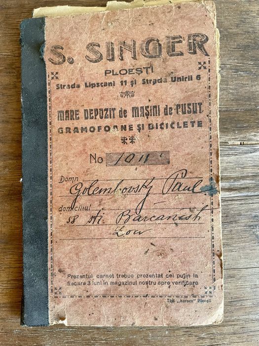 Masina de cusut Singer