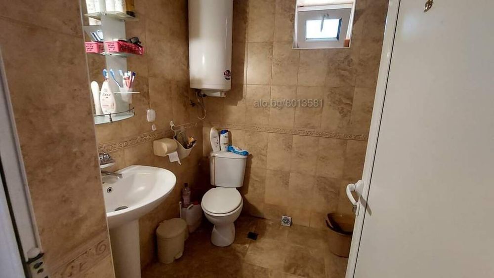 Продава се Къща в с. Осеново, Област Варна - 300 кв.м за 800 €/кв.м - Снимка #8