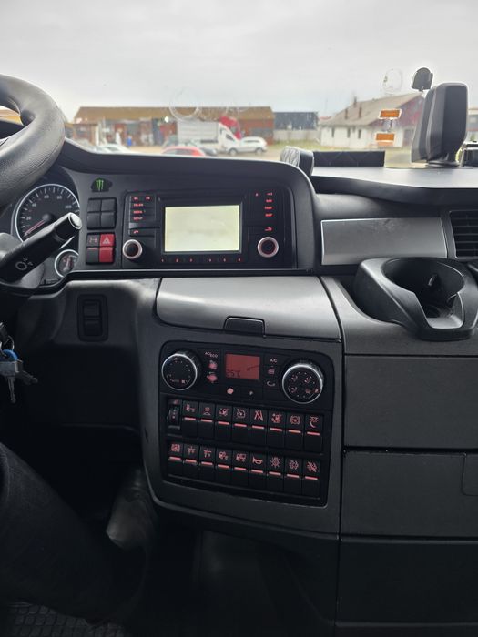 Cap tractor MAN TGX 18.440