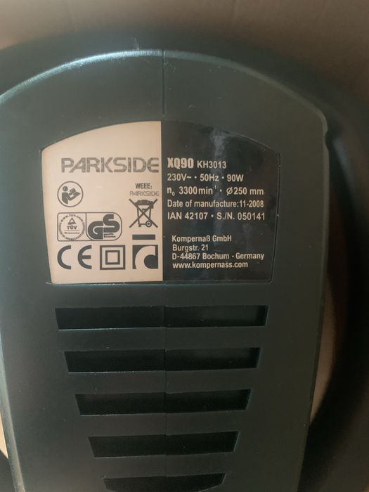 Ръчна полирмашина ParksideXQ90 с мощност 90W.