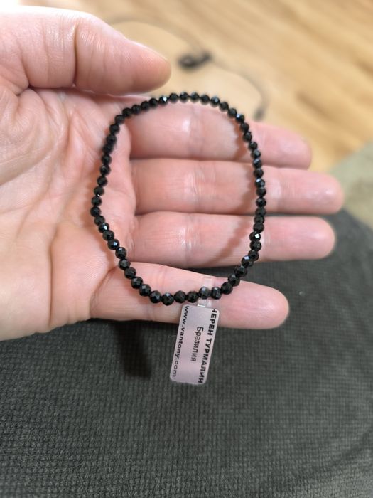 Дамска гривна от естествен Турмалин.