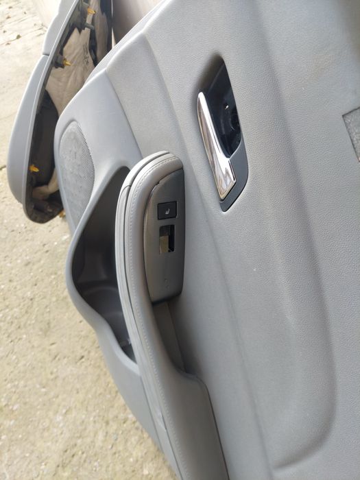 Malibu 1 1 Pazitsiya Orqa Afshifka Sotiladi Aybi Sal Yirtilgan.