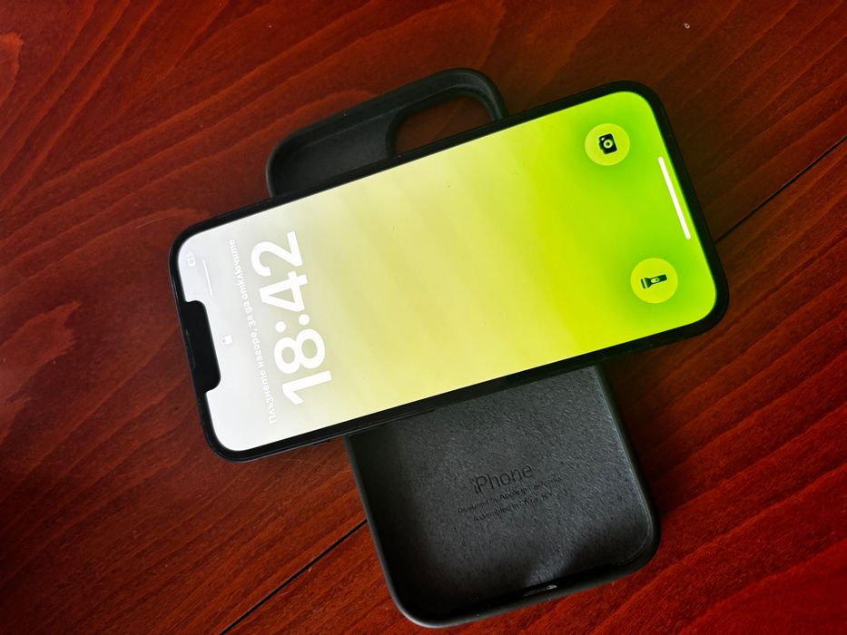 iPhone 14 128gb midnight