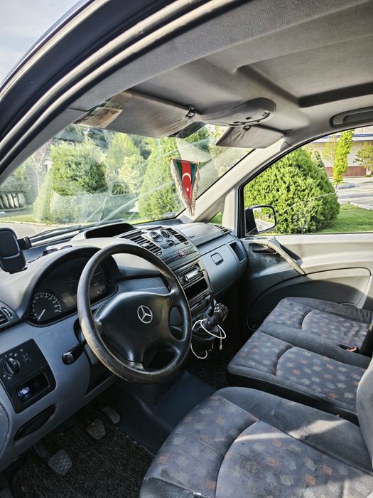 Mercedes Benz Vito