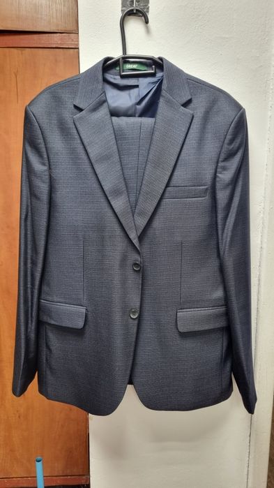 Костюм размера L