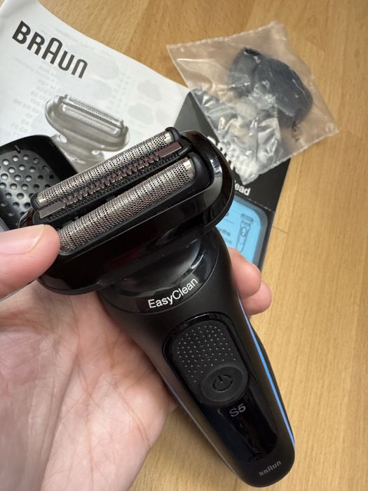 Самобрьсначка Braun Series 5 type 5762 wet & dry EasyClean