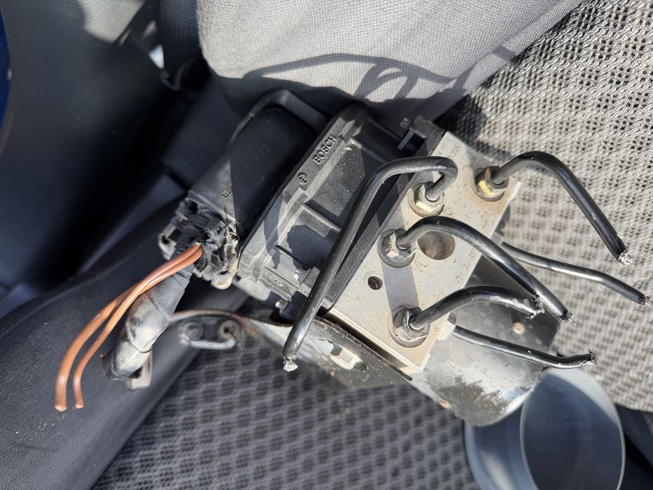 ABS помпа модул Skoda Fabia